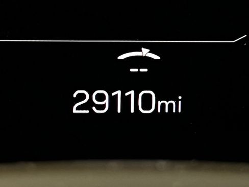 Used 2025 GMC Yukon Elevation AWD/4WD image 18