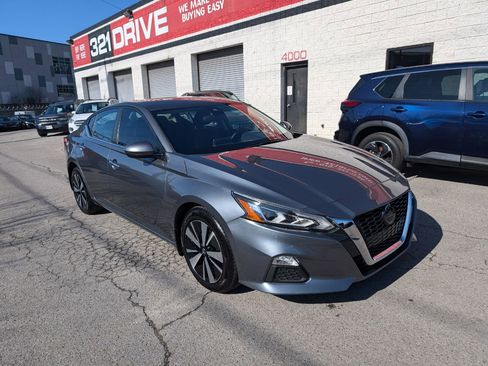 Used 2022 Nissan Altima 2.5 SV image 4