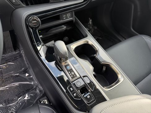 Used 2025 Lexus NX 350h AWD w/ Accessory Package (2T) image 15