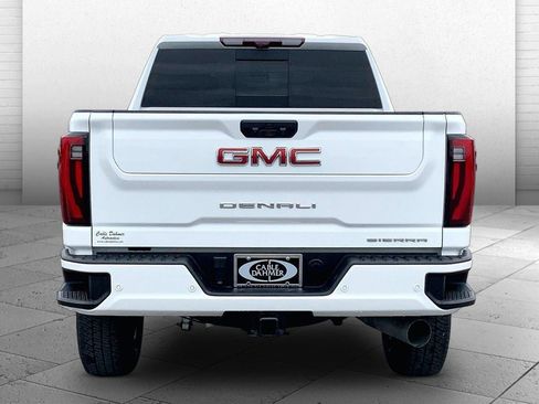 Used 2024 GMC Sierra 2500 Denali w/ Denali Reserve Package AWD/4WD image 3