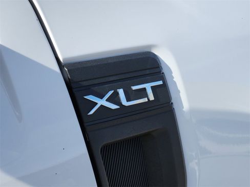 Used 2024 Ford Maverick XLT image 10