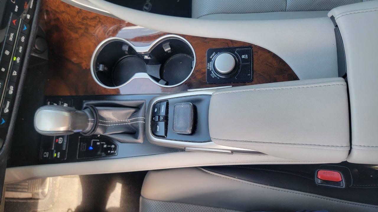 Used 2019 Lexus RX 350 FWD w/ Navigation Package image 17