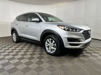 Used 2019 Hyundai Tucson SE video 2