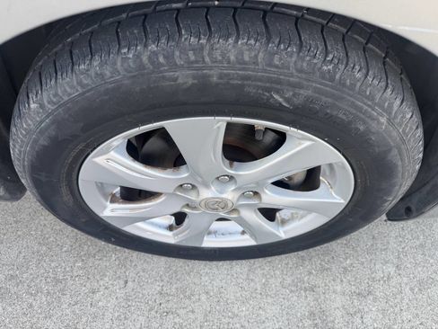 Used 2011 MAZDA MAZDA3 i Touring image 23