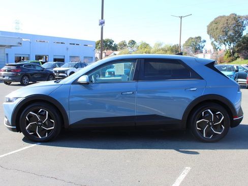 Used 2023 Hyundai Ioniq 5 SE image 2