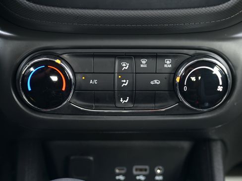 Used 2021 Chevrolet TrailBlazer LS image 8