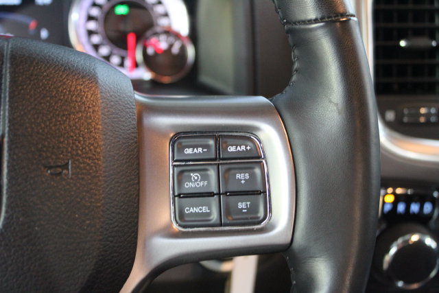 Used 2024 RAM 1500 Warlock AWD/4WD image 17