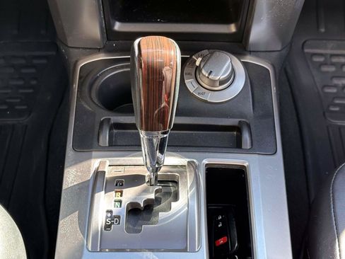 Used 2024 Toyota 4Runner Limited image 21