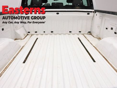 Used 2020 Chevrolet Silverado 1500 W/T w/ Trailering Package RWD image 9