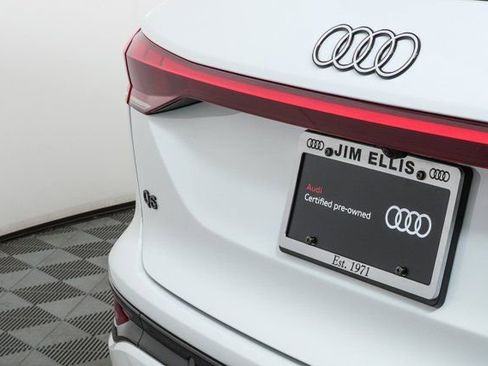 Certified 2025 Audi Q6 e-tron Premium w/ Convenience Package image 35