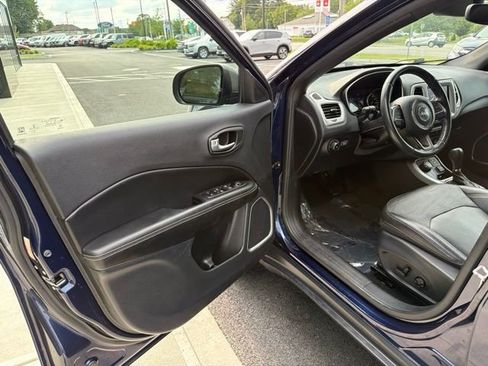 Used 2021 Jeep Compass Latitude AWD/4WD image 15