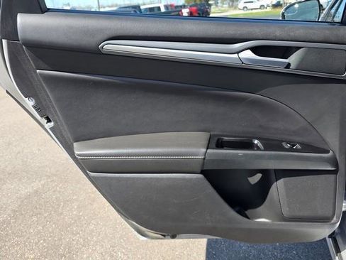 Used 2013 Ford Fusion Titanium image 18