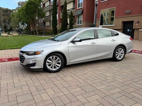 Used 2020 Chevrolet Malibu LT FWD image 3