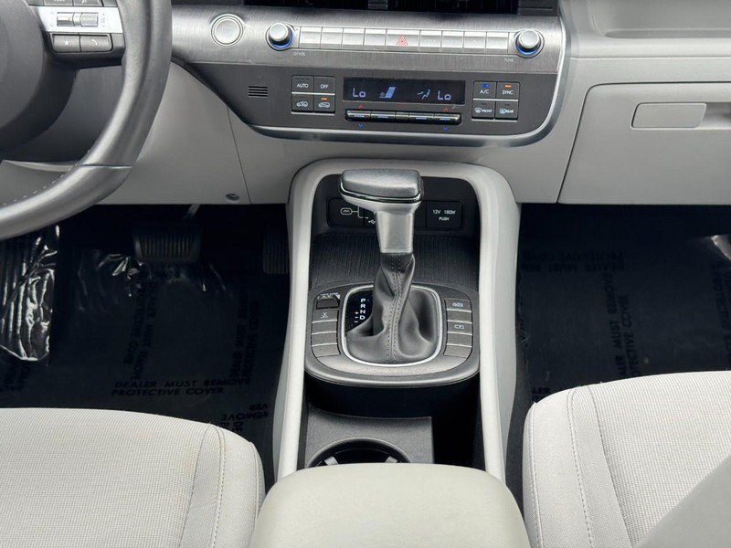 Used 2025 Hyundai Kona SEL AWD/4WD image 15