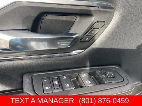 New 2026 RAM 1500 Laramie AWD/4WD image 17