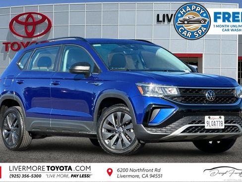 Used 2024 Volkswagen Taos S FWD image 1