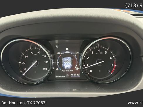 Used 2018 Land Rover Discovery Sport HSE image 35