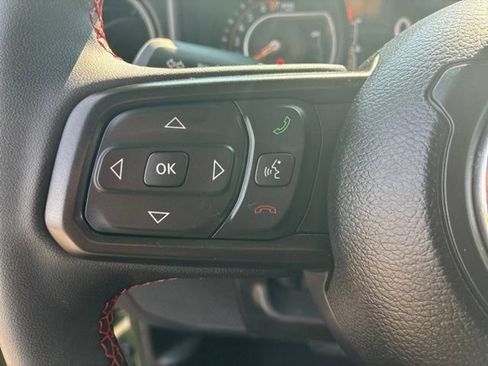 Used 2024 Jeep Wrangler Rubicon w/ Technology Group AWD/4WD image 12