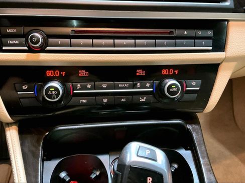 Used 2014 BMW 535i Sedan image 33