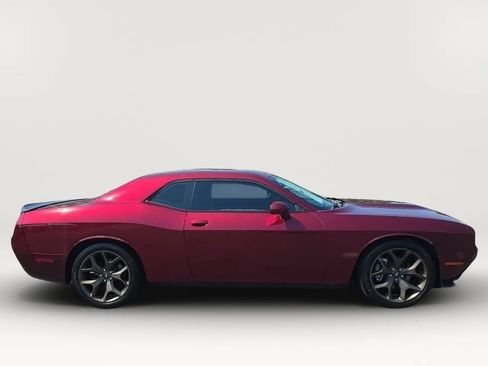 Used 2019 Dodge Challenger GT w/ Driver Convenience Group RWD image 9
