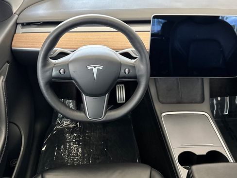 Used 2022 Tesla Model Y Performance AWD/4WD image 15