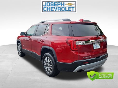 Used 2023 GMC Acadia SLT FWD image 3