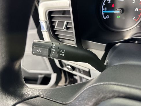 Used 2025 Ford F250 XLT image 14