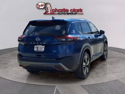 Certified 2023 Nissan Rogue SL w/ SL Premium Package FWD image 5