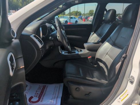 Used 2019 Jeep Grand Cherokee Summit AWD/4WD image 10