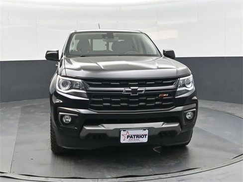 Used 2022 Chevrolet Colorado Z71 w/ Z71 Midnight Edition image 10