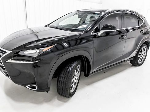 Used 2016 Lexus NX 200t FWD w/ Premium Package image 2