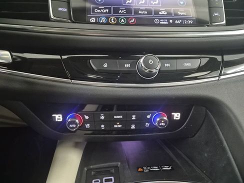 Used 2024 Buick Enclave Avenir w/ Avenir Technology Package image 33