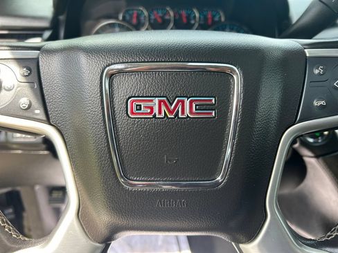Used 2019 GMC Yukon XL SLT w/ Open Road Package AWD/4WD image 19