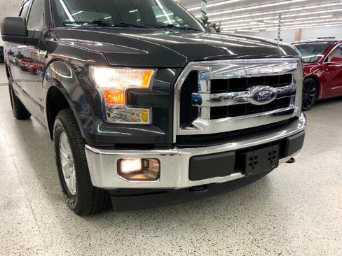 Used 2017 Ford F150 XLT image 34