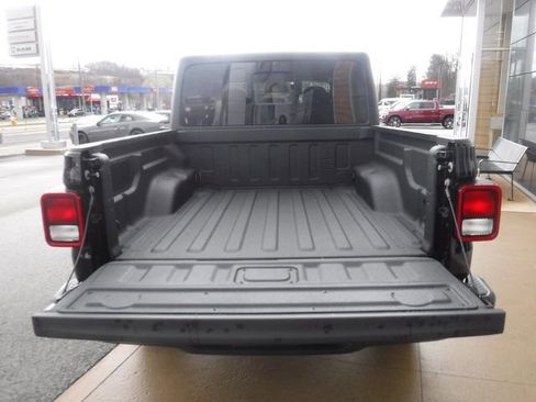 New 2026 Jeep Gladiator Sport image 11