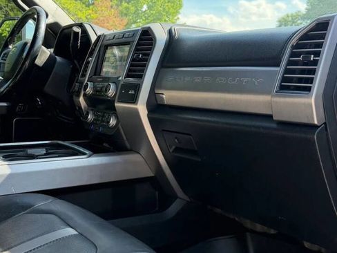 Used 2019 Ford F250 Platinum w/ Platinum Ultimate Package AWD/4WD image 28