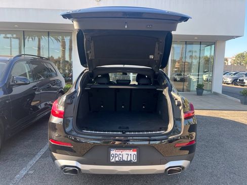 Used 2025 BMW X4 xDrive30i w/ Convenience Package AWD/4WD image 8