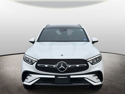 Used 2024 Mercedes-Benz GLC 300 4MATIC image 5