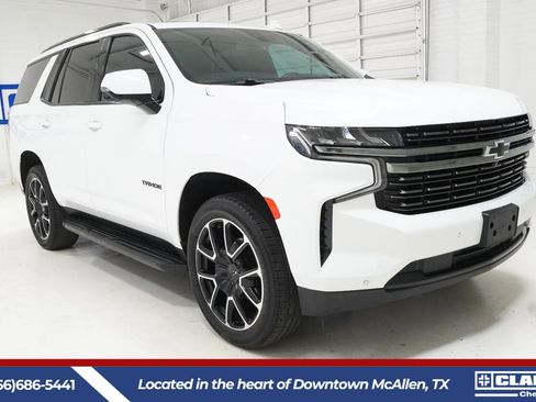 Used 2021 Chevrolet Tahoe RST w/ Luxury Package RWD image 3