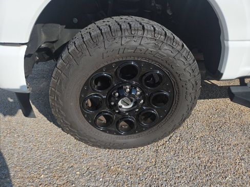 Used 2023 Ford F250 XLT w/ Black Appearance Package AWD/4WD image 17