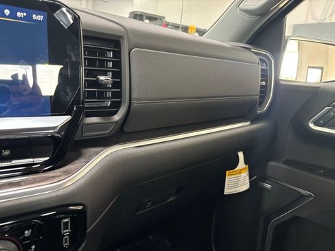 New 2026 Chevrolet Silverado 1500 LTZ w/ LTZ Premium Package AWD/4WD image 23