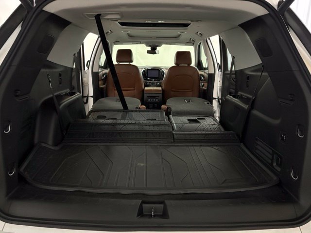 Used 2019 Chevrolet Traverse High Country w/ LPO, Floor Liner Package AWD/4WD image 13