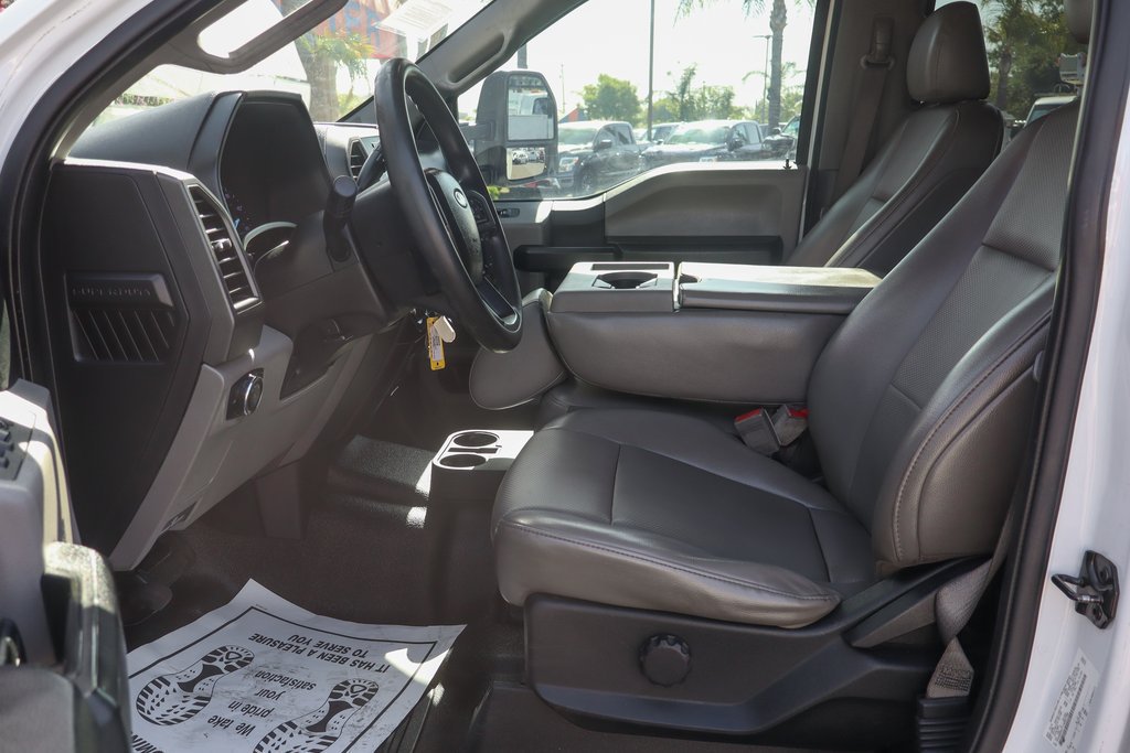 Used 2018 Ford F550 2WD Crew Cab Super Duty image 14