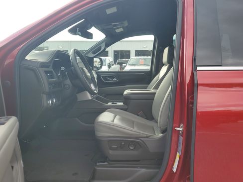 Used 2023 GMC Yukon SLT w/ SLT Luxury Package image 21