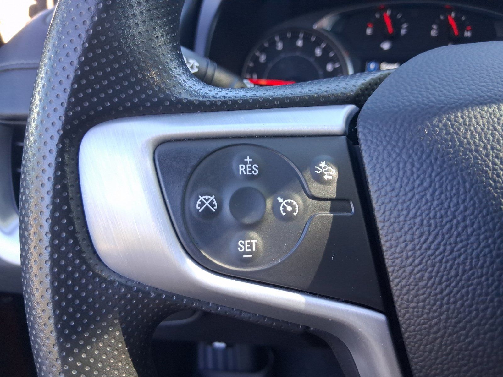 Used 2023 GMC Terrain SLE w/ Driver Convenience Package AWD/4WD image 21