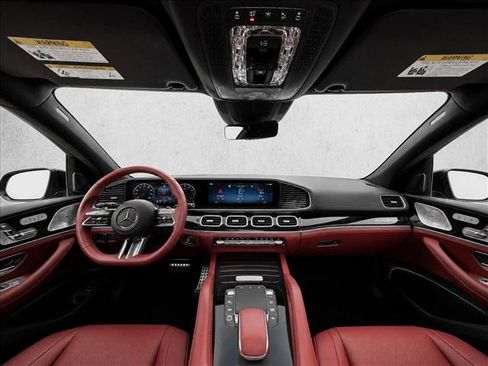 New 2026 Mercedes-Benz GLS 580 4MATIC image 18
