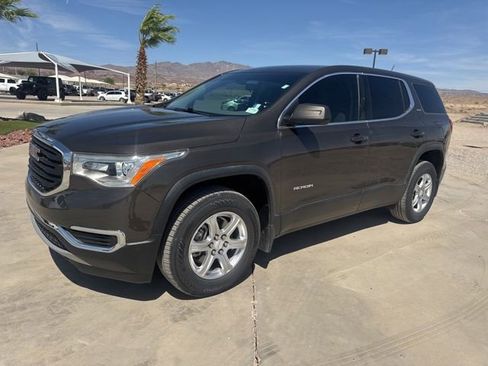 Used 2019 GMC Acadia SLE FWD image 1
