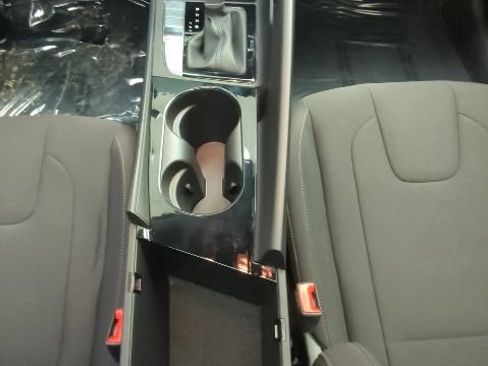 Used 2025 Hyundai Elantra SEL FWD image 24