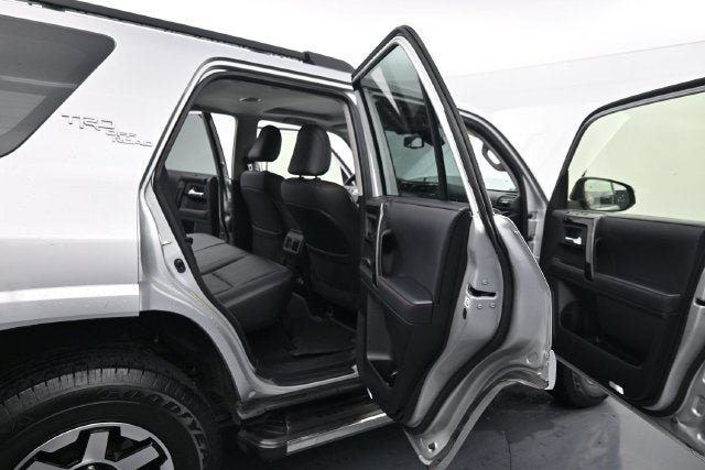 Used 2023 Toyota 4Runner TRD Off-Road Premium w/ Moonroof Package AWD/4WD image 20