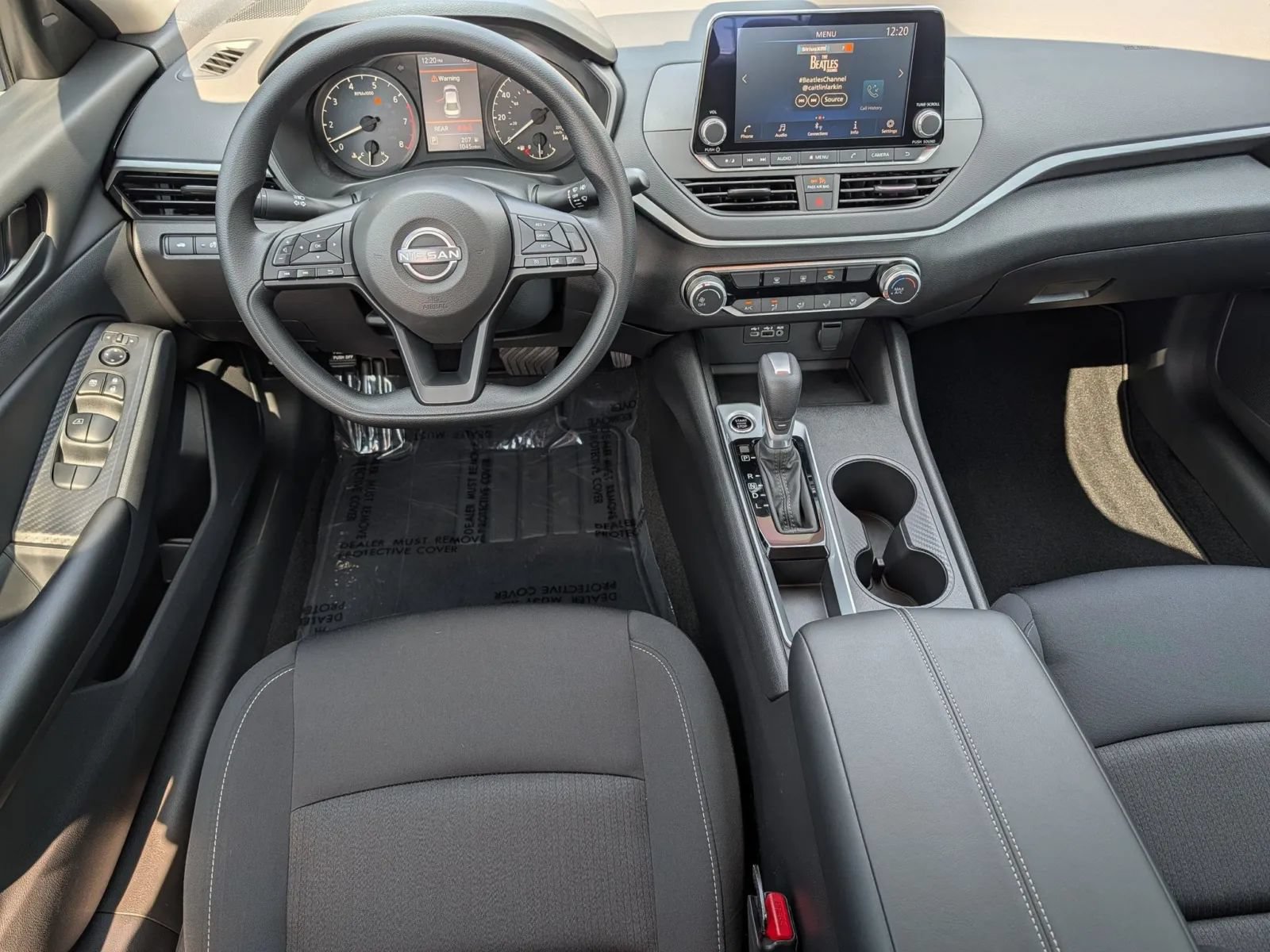 Used 2025 Nissan Altima 2.5 S FWD image 19